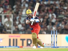 IPL Final LIVE: 4, 4, 6, 4 - Kohli Unleashes Carnage, RCB Opener Battles Past Pain