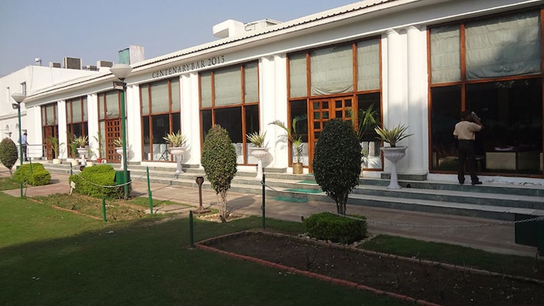 जिमखाना क्लब किसने बनवाया था? जानिए किसके नाम पर है दिल्ली के बीचोंबीच फैली 27 एकड़ जमीन
