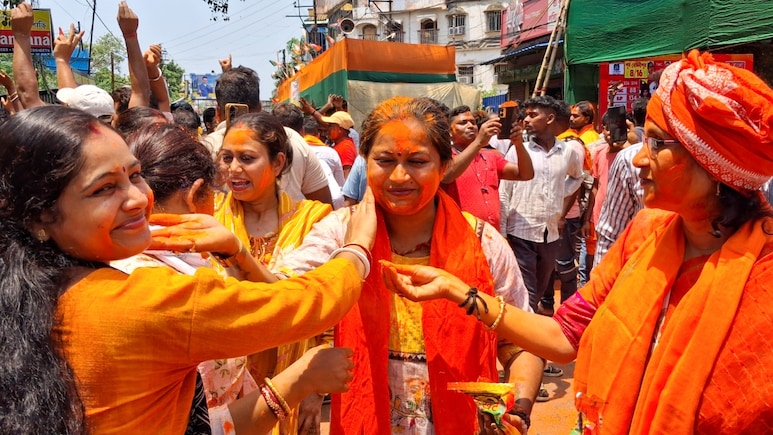 बंगाल में भगवा लहर, ममता बनर्जी साफ; बीजेपी की जीत के 10 फैक्टर
