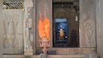 सांस रोक देने वाला वीडियो! 8 साल के बच्चे ने उल्टा लटककर गाया 'शिव तांडव', बना दिया वर्ल्ड रिकॉर्ड