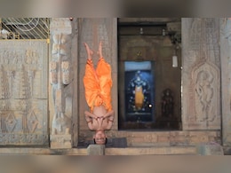 सांस रोक देने वाला वीडियो! 8 साल के बच्चे ने उल्टा लटककर गाया 'शिव तांडव', बना दिया वर्ल्ड रिकॉर्ड
