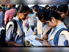 10वीं और 12वीं परीक्षा के पुनर्मूल्यांकन के नाम पर CBSE ने वसूले इतने करोड़, आंकड़ा देखकर चौंक जाएंगे आप!