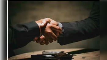 Saudi Arabia, Pak Sign MoU To Develop Business District On Karachi Port Waterfront