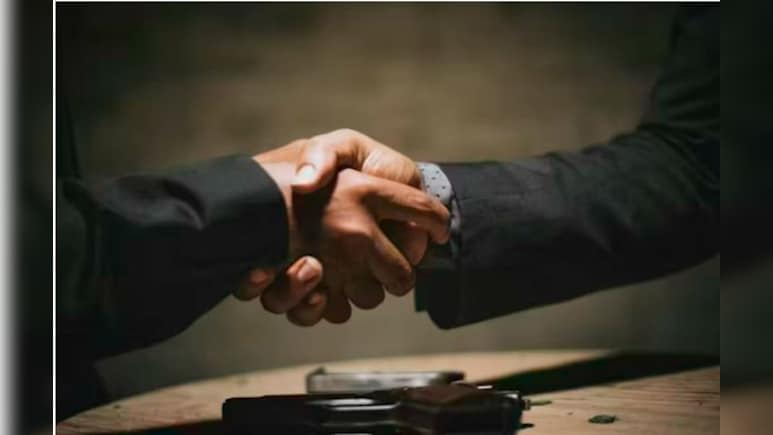 Saudi Arabia, Pak Sign MoU To Develop Business District On Karachi Port Waterfront