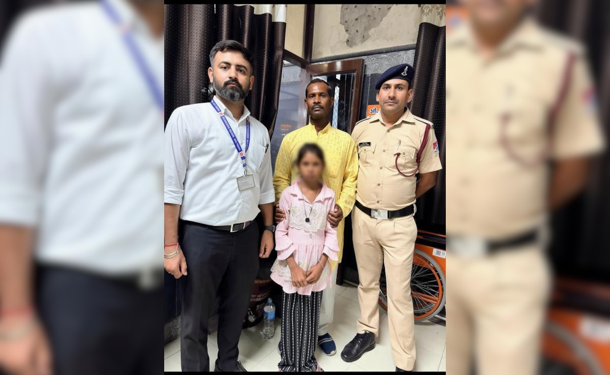 J&K Ticket Collector Turns Guardian For Lost Child, Reunites Her With Parents