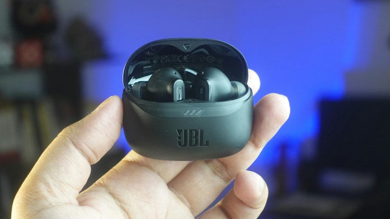 सिर्फ ₹499 से शुरू! Bluetooth Headphones की धमाकेदार सेल, OnePlus, Fastrack जैसे टॉप ब्रांड्स पर जबरदस्त ऑफर