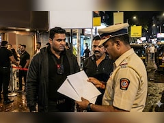 बाउंसरों के लिए कैरेक्टर सर्टिफिकेट और वीडियो रिकॉर्डिंग... महाराष्ट्र के इस जिले में बार के लिए बदले नियम