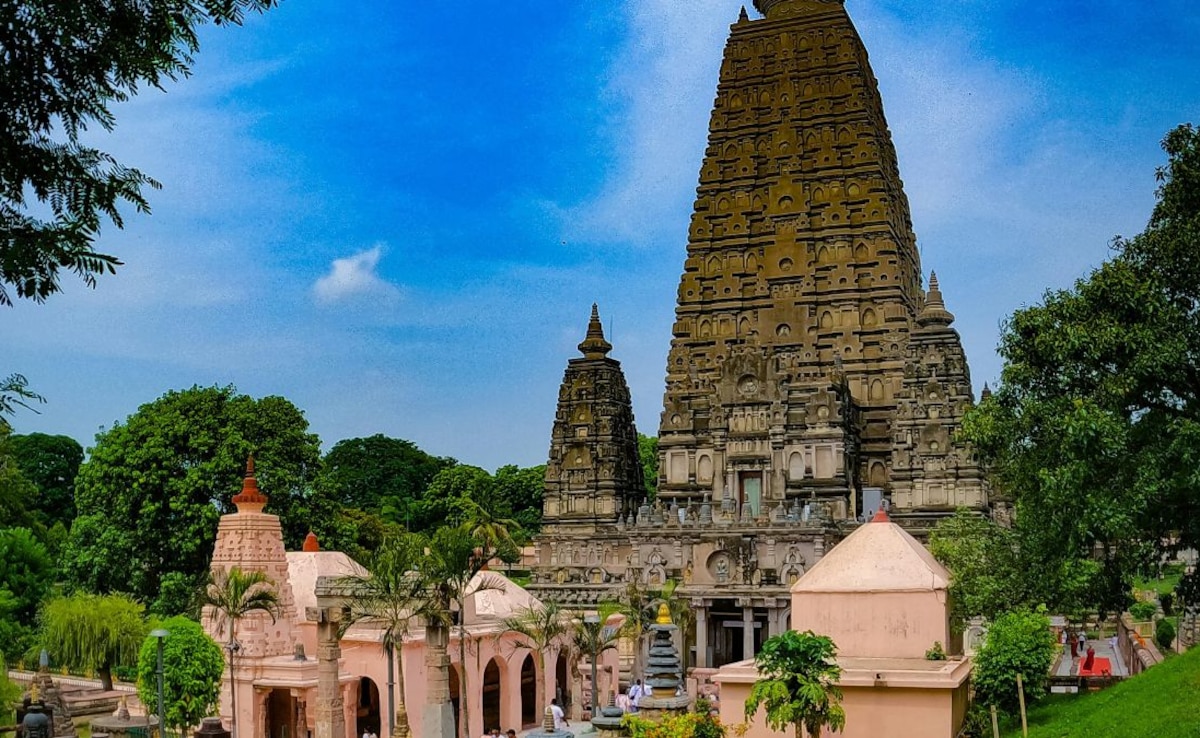 The historic city offers a blend of spirituality, culture and heritage. The historic city offers a blend of spirituality, culture and heritage.