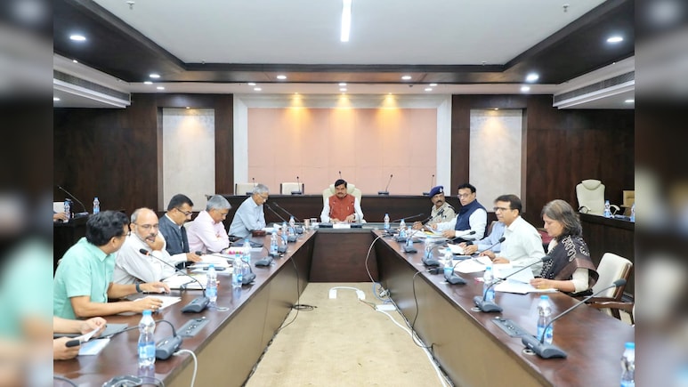 एमपी के सरकारी कार्यालयों में लागू होगी बॉयोमैट्रिक अटेंडेंस, समीक्षा बैठक में सीएम यादव ने दिए निर्देश