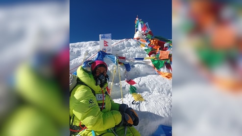 उदयपुर की मनस्वी अग्रवाल ने माउंट एवरेस्ट फतह कर रचा इतिहास, अपने नाम दर्ज किया बड़ा रिकॉर्ड
