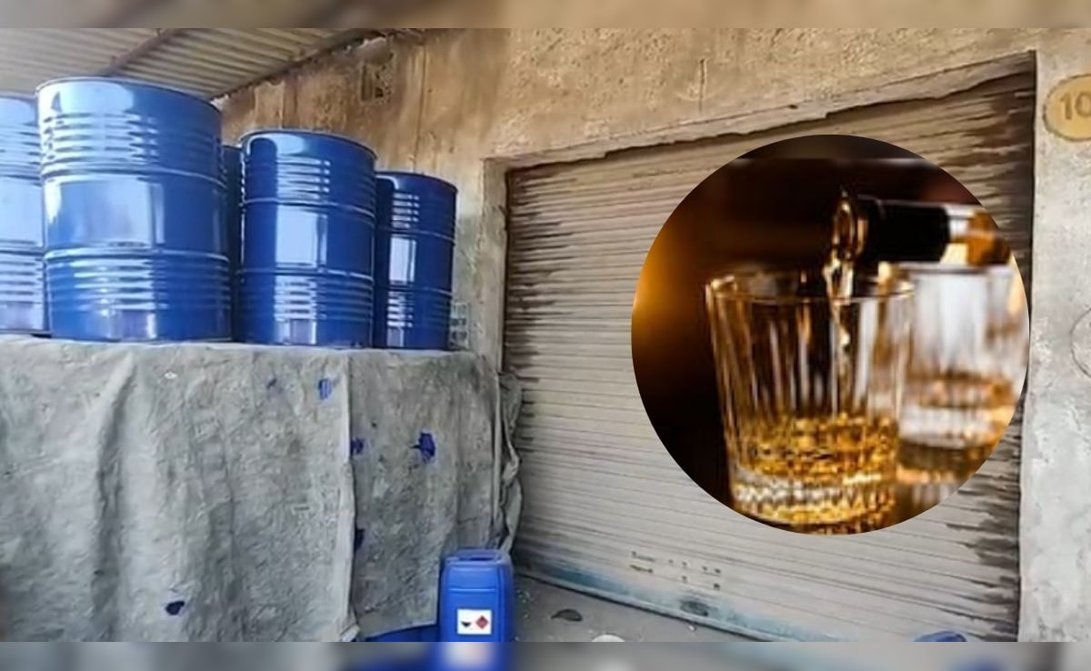 पुणे में जहरीली शराब से मरने वालों की संख्या 23 पहुंची, कई इलाकों से भारी मात्रा में मेथेनॉल और अवैध शराब बरामद