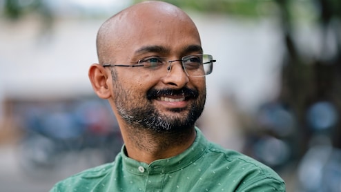 Success Story: क&zwj;िसान के बेटे ने एक साल में दो बार क्रैक क&zwj;िया UPSC, वित्त मंत्री का भी जीता द&zwj;िल