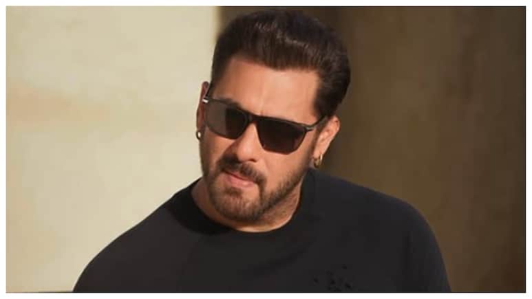 Salman Khan Clarifies 'Alone And Lonely' Post, Reveals Mom Asked 'Kya Hua Beta?'