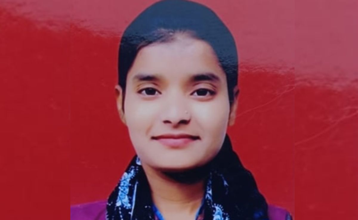 मेरठ मर्डर मिस्ट्री: "चैट देखते ही खो बैठा आपा..." प्रेमी ने गन्ने के खेत में की बीए की छात्रा की हत्&zwj;या