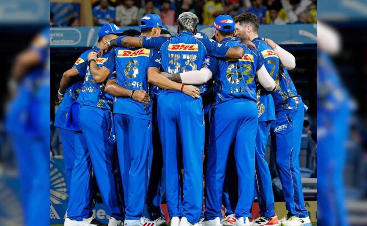 IPL 2026 Points Table: मुंबई इंडियंस का बंध गया बोरिया बिस्तर? जानें कौन सी 4 टीमें प्लेऑफ की रेस में सबसे आगे