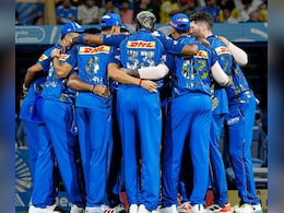 IPL 2026 Points Table: मुंबई इंडियंस का बंध गया बोरिया बिस्तर? जानें कौन सी 4 टीमें प्लेऑफ की रेस में सबसे आगे