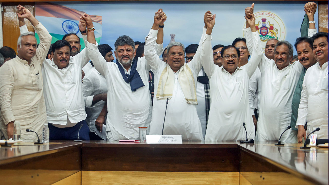 'He Cried, But Fought Till The End': Astrologer On DK Shivakumar's Road To CM Post