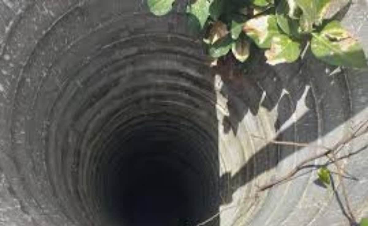 स्कूल से लौट रही 6 साल की छात्रा का युवक ने किया अपहरण, फिर 70 फीट गहरे सूखे कुएं में फेंका, मुठभेड़ में आरोपी गिरफ्तार