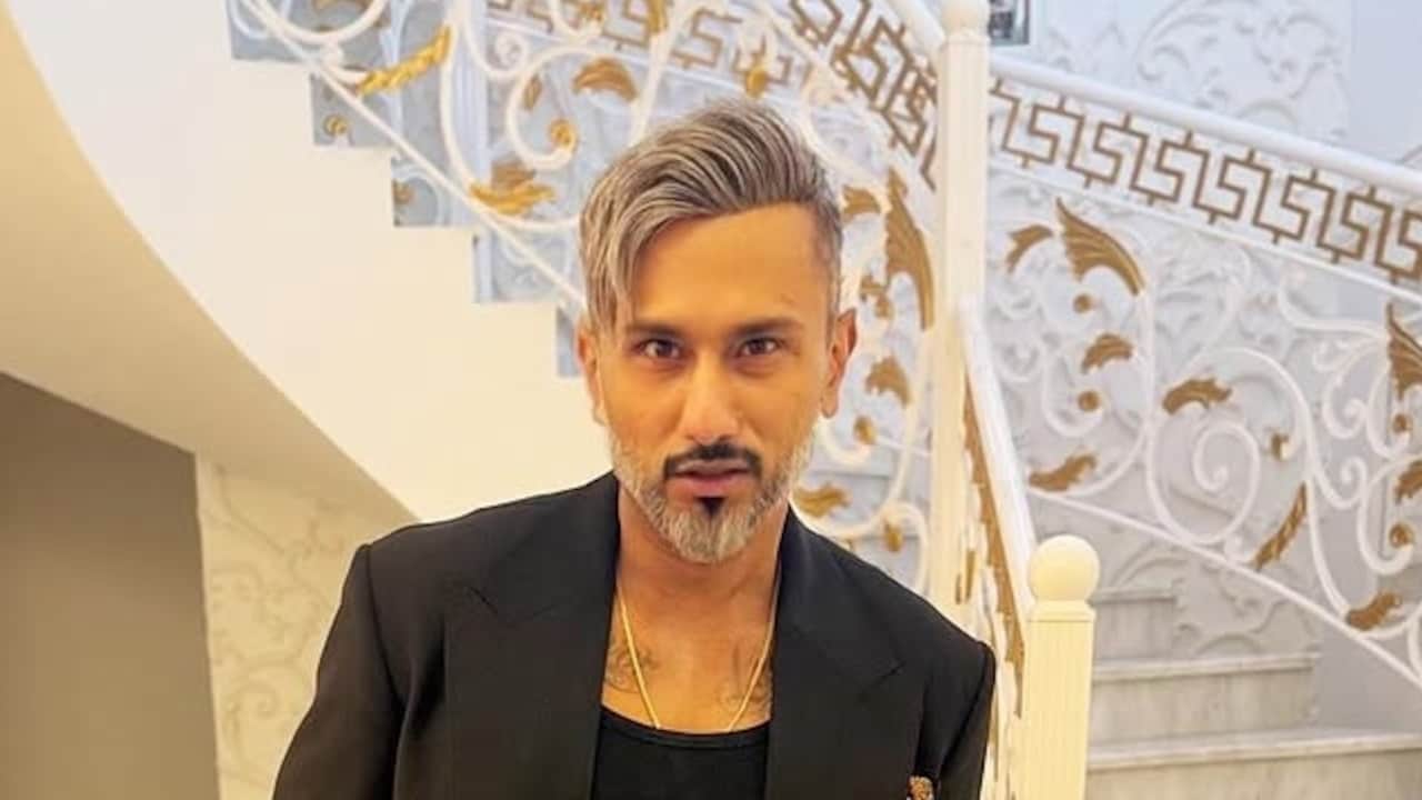 हनी सिंह ने सरकार के खिलाफ प्रदर्शन कर रहे स्डूटेंड्टस का किया सपोर्ट, टाला अपना ये जरूरी काम