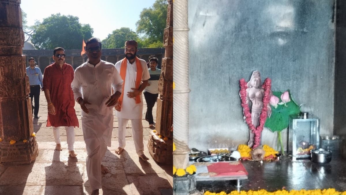 पूजा-पाठ में डीएम-एसपी भी पहुंचे पूजा-पाठ में डीएम-एसपी भी पहुंचे