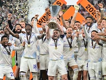 Stylish Aston Villa Win Europa League To End 30-Year Trophy Drought