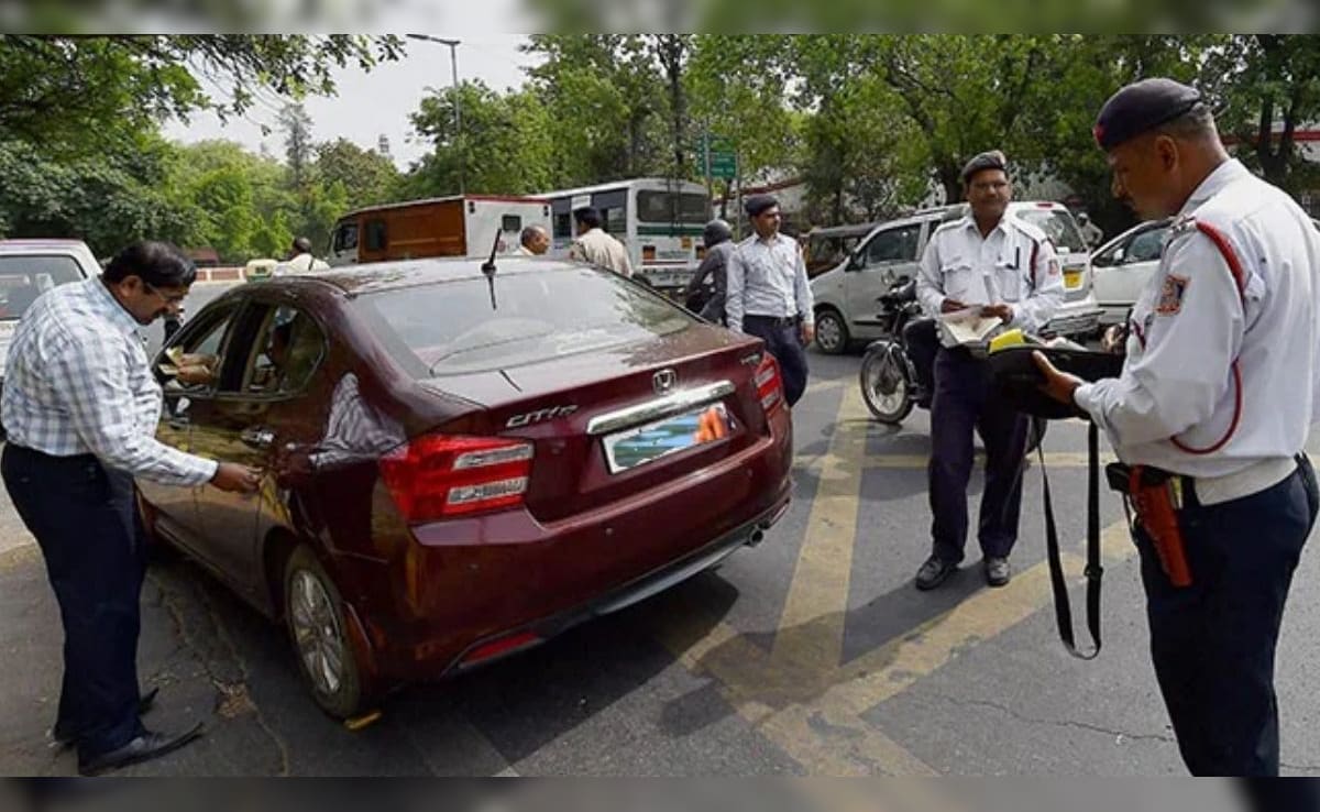 अब दिल्ली में ट्रैफिक चालान के निपटारे पूरी तरह होंगे डिजिटल, लापरवाही पर लाइसेंस हो सकता है रद्द, जानिए क्या है नए नियम और प्रक्रिया