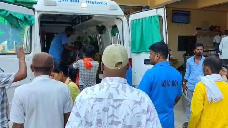 नालंदा में मां की देखभाल पर विवाद, भतीजे ने बुआओं पर चढ़ाया ऑटो; महिला पुलिसकर्मी समेत 3 घायल