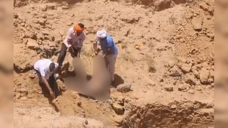 कुआं खुदाई के दौरान मिट्टी धंसने से 5 मजदूरों की मौत, मनरेगा के तहत सिंचाई के लिए चल रहा था काम