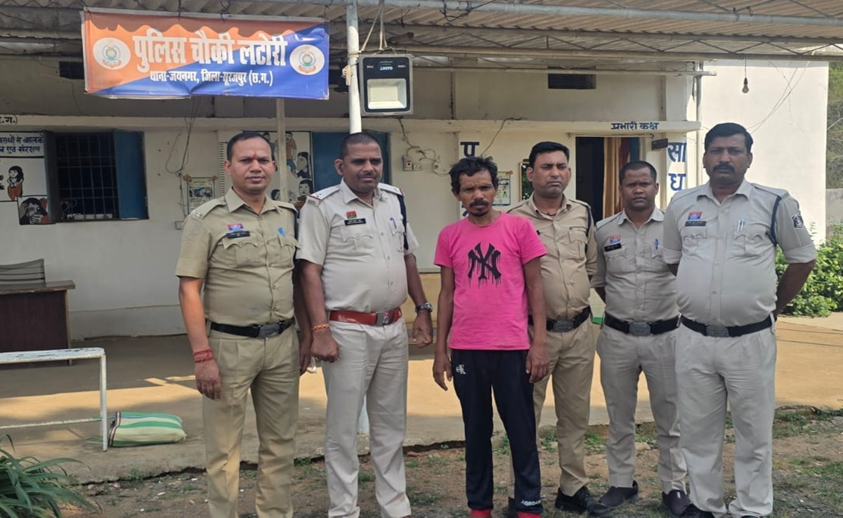 शराबी बेटे ने मां की सिलबट्टे से हत्या; मदर्स डे पर शर्मनाक वारदात के बाद सूरजपुर में सनसनी