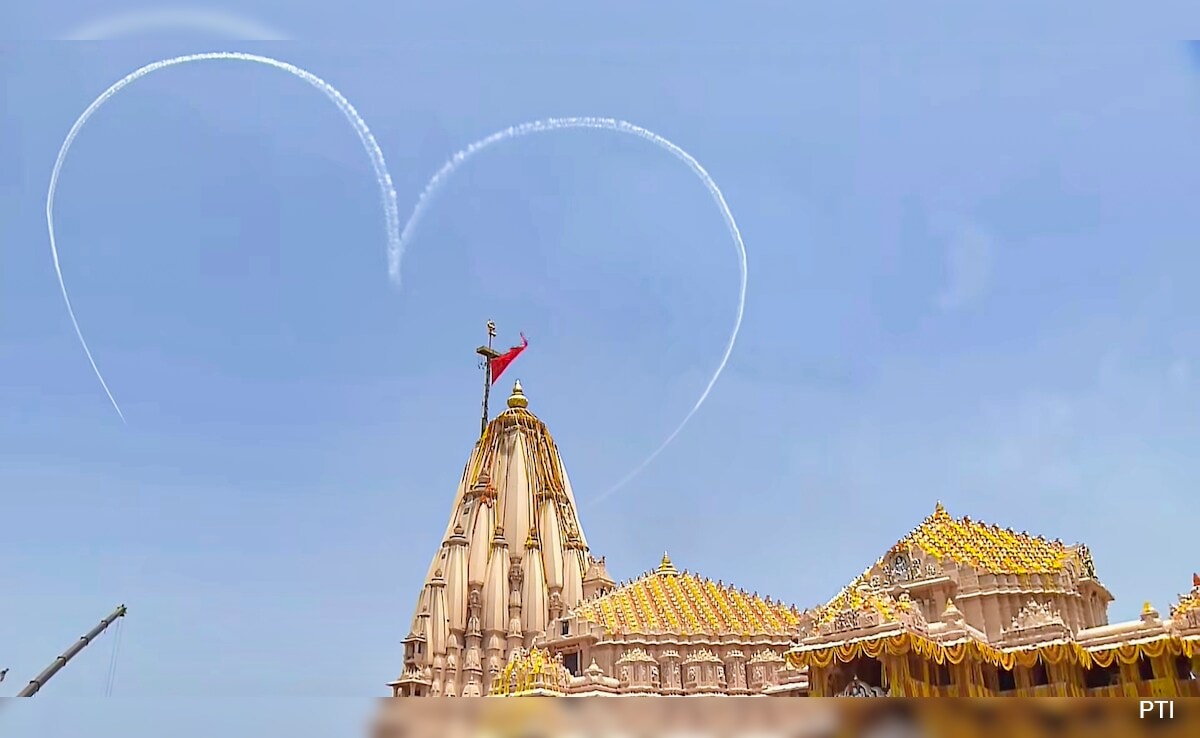 Pics: IAF Suryakiran's Spectacular Air Show Marks Somnath Amrut Mahotsav