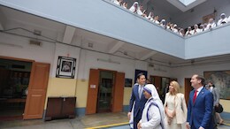 Marco Rubio Visits Saint Teresa's Mother House, Children's Home In Kolkata