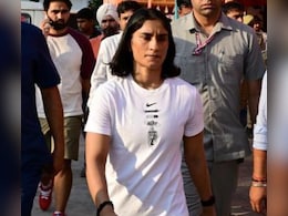 विनेश फोगाट पर दिल्ली हाईकोर्ट के फैसले को रेसलिंग फेडरेशन ऑफ इंडिया ने सुप्रीम कोर्ट में दी चुनौती