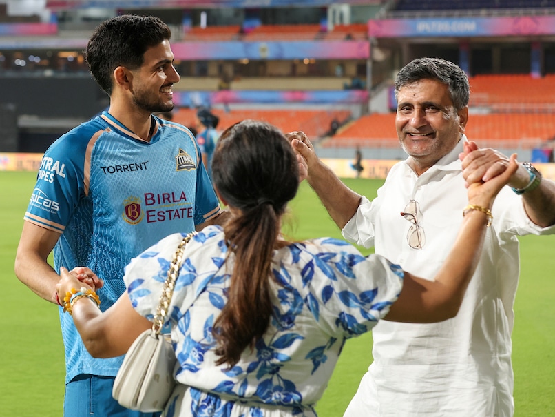 Shubman Gill's Father Puts On Dancing Shoes, GT Captain Somehow Dodges Spotlight
