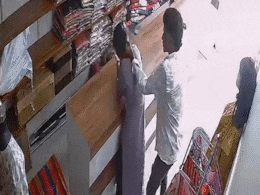 बाल खींचकर जमीन पर घसीटा, लात-घूंसे और थप्पड़ बरसाए... लड़की के साथ बॉयफ्रेंड की हैवानियत