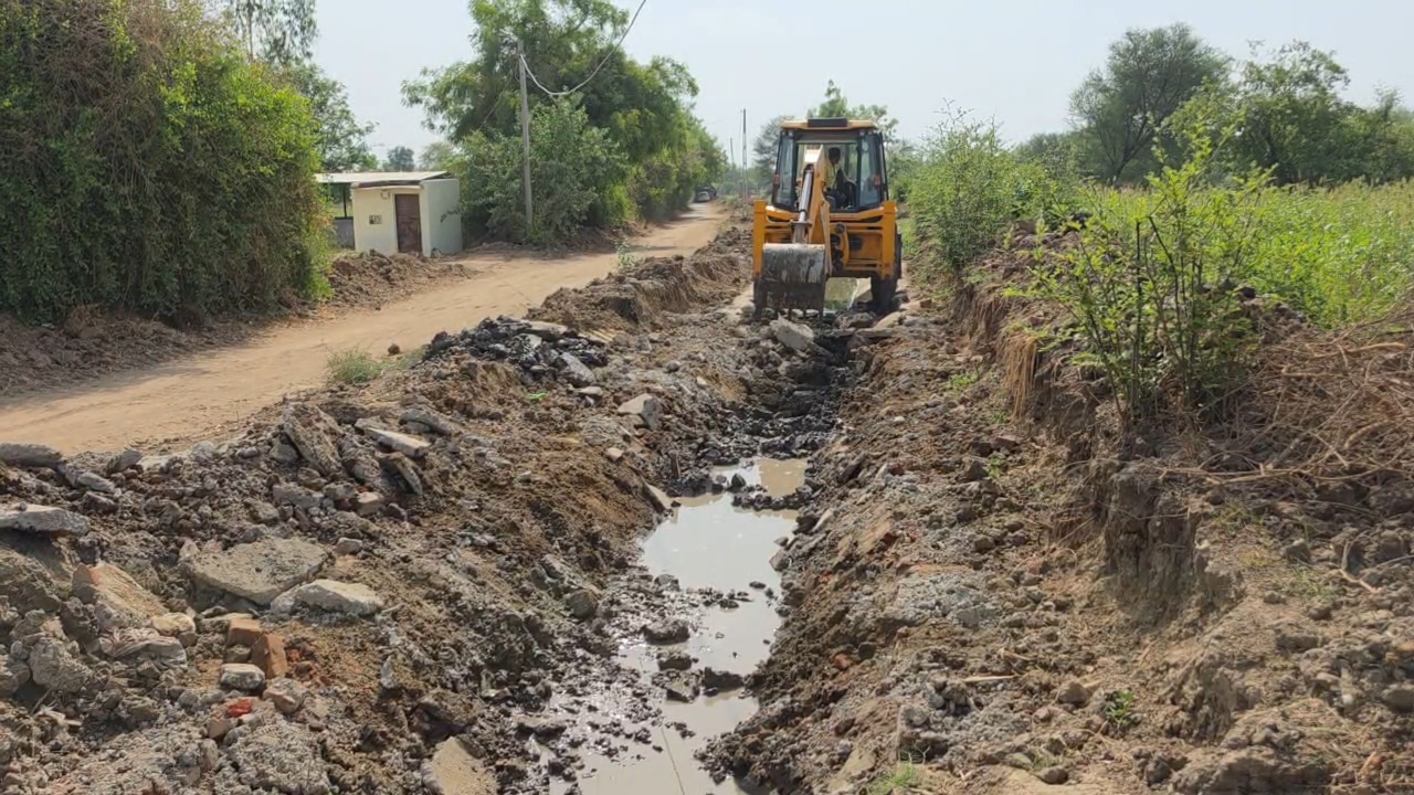 Canal Worth Rs 2 Crore Demolished In Gujarat After MLA's Hammer Test Fails