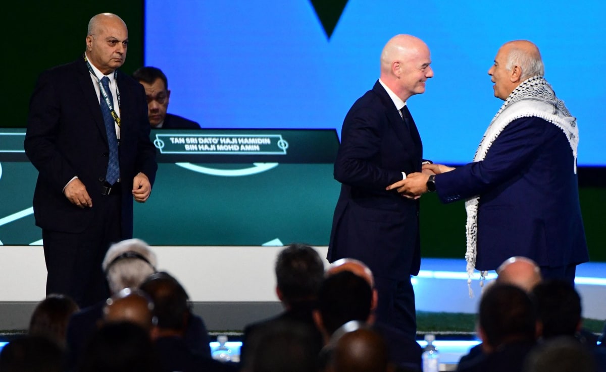 Video: Drama At FIFA Event, Palestine Football Chief Turns Down Handshake With Israel Counterpart