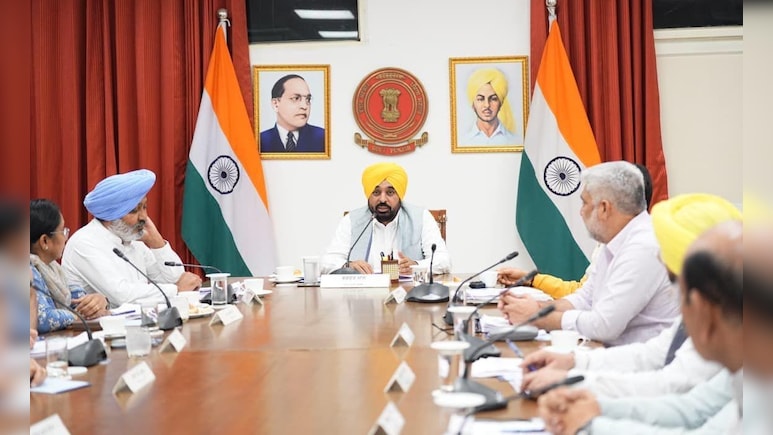 Punjab Cabinet Decision: पंजाब में 65000 से ज्यादा कर्मचारियों की होगी नौकरी पक्की, 7 स्पेशल कोर्ट को मंजूरी