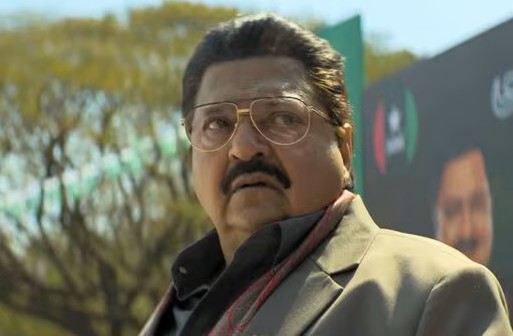 Traffic Police Recognises <i>Dhurandhar</i> Actor Rakesh Bedi, His Hilarious Reply Goes Viral