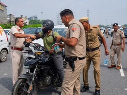 गाड़ी से महंगा तो चालान निकला! नई रसीद काटने के लिए पुलिस ने स्प्लेंडर को रोका तो जब्त कर ली बाइक
