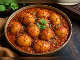 Dum Aloo: इस खास तरीके से पकने की वजह से पड़ा था &lsquo;दम आलू&rsquo; नाम, कहानी जानकर बढ़ जाएगी भूख