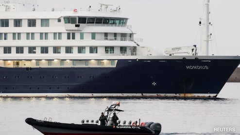 Hantavirus-Hit Cruise Ship Steams Towards Rotterdam At Voyage End