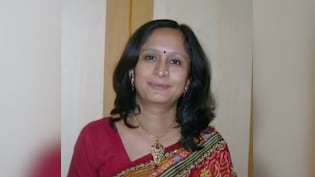 पिता के 75वें जन्मदिन पर बेटी ने दिय अनोखा तोहफा, तमाम मुश्किलों को हरा 52 की उम्र में बनीं चार्टर्ड अकाउंटेंट