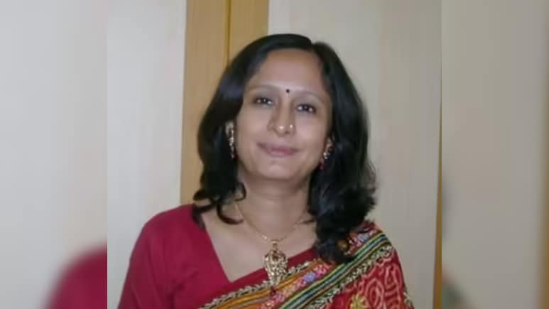 पिता के 75वें जन्मदिन पर बेटी ने दिय अनोखा तोहफा, तमाम मुश्किलों को हरा 52 की उम्र में बनीं चार्टर्ड अकाउंटेंट