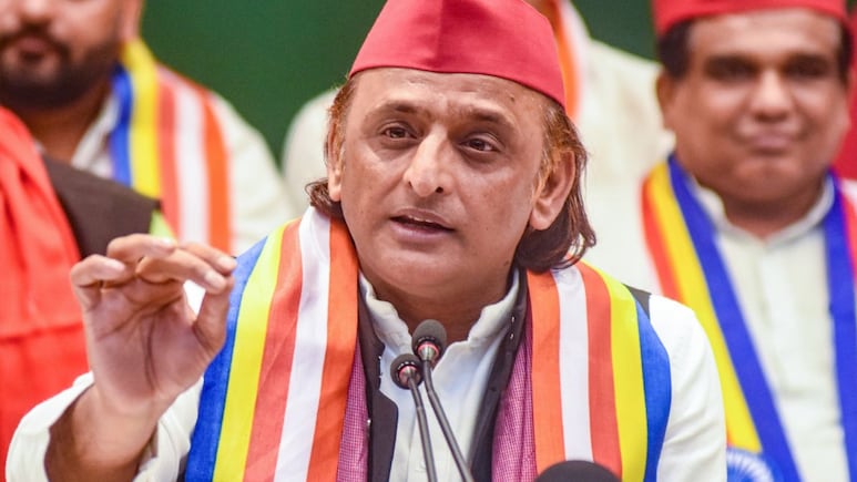 सपा कार्यकर्ता ही बढ़ा रहे परेशानियां, चुनावी तैयारियों से ज्यादा 'संयम की पाठशाला' में बिजी हैं अखिलेश यादव