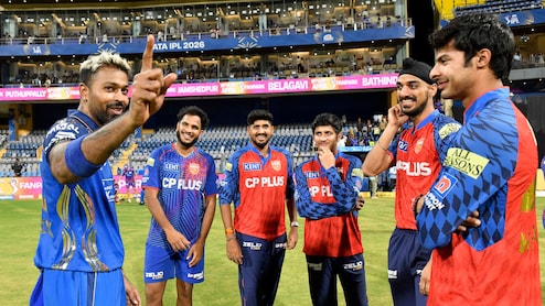 IPL 2026: आयपीएलमध्ये 'हनी-ट्रॅप'चे सावट? एका अघोषित गर्लफ्रेंडमुळे प्रकरण तापलं, BCCI ची थेट कारवाई