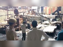 दुग्&zwj;गर फाइबर कंपनी में ज&zwj;िंदा जल गया कर्मचारी, शव को फावड़े से खुरचकर कट्टे में भरा&nbsp;