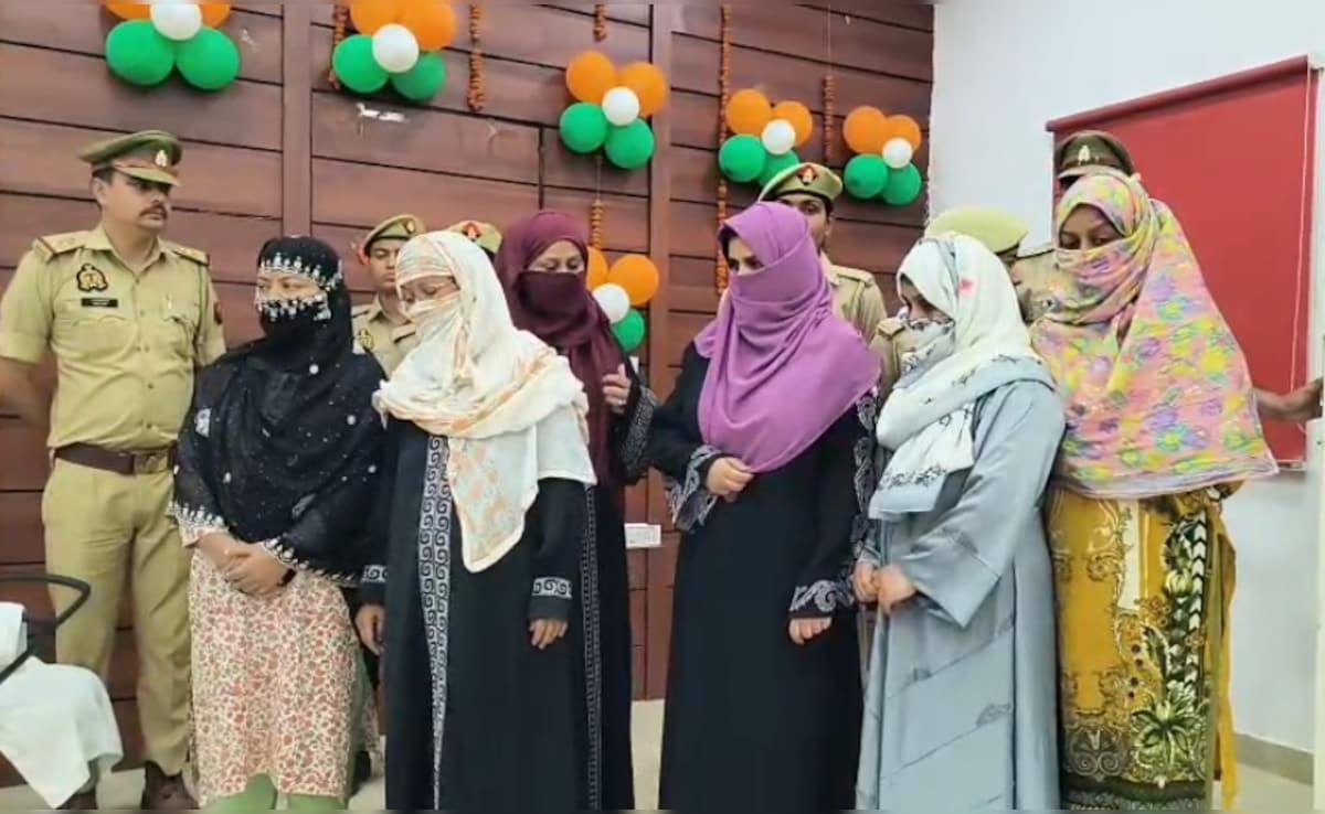 यूपी का दो बीवी वाला करोड़पति चपरासी, पत्नियों, साली-सास के खातों में भेजी सरकारी रकम; 7 महिलाएं गिरफ्तार