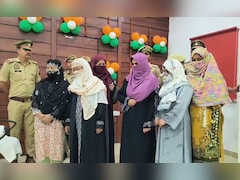 यूपी का दो बीवी वाला करोड़पति चपरासी, पत्नियों, साली-सास के खातों में भेजी सरकारी रकम; 7 महिलाएं गिरफ्तार