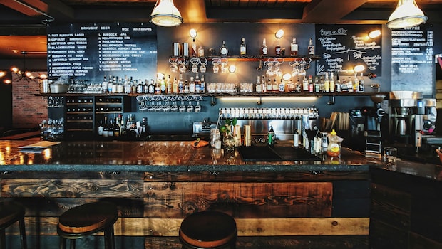 Greater Kailash Bar Crawl Guide: Where To Start, Where To Go Next, And When To Switch Markets