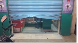 Pune Crime: कंडोम, कॅडबरी, झंडू बाम.. पुण्यात चोरट्यंचा अजब प्रताप; मेडिकल फोडलं, पण औषधांऐवजी....
